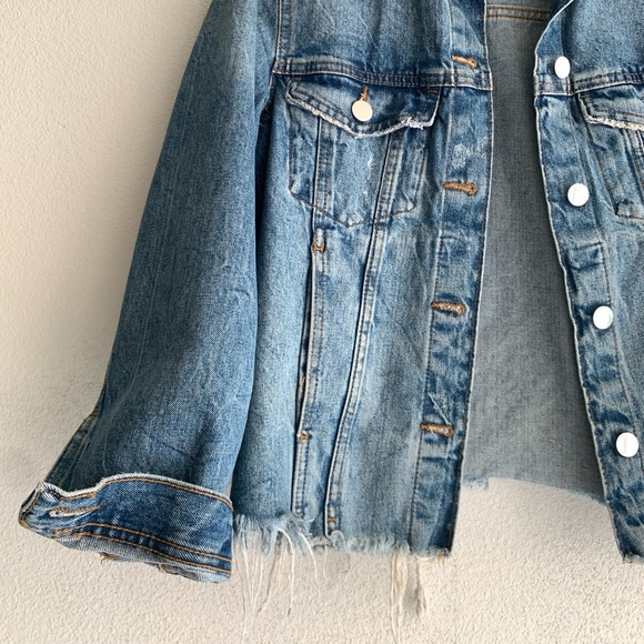 Distressed H&M denim jacket - Picture 3 of 5